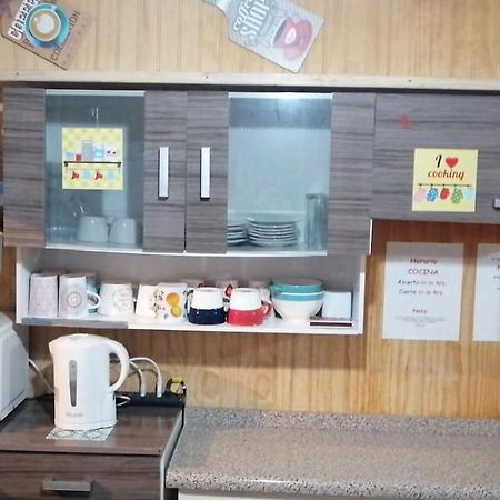 "Mi Hostal Tu Casa" Hostal Familiar Solo Empresas, Turistas Y Viajeros Espacio Para Bicicletas Y Motos Puerto Montt Exterior foto