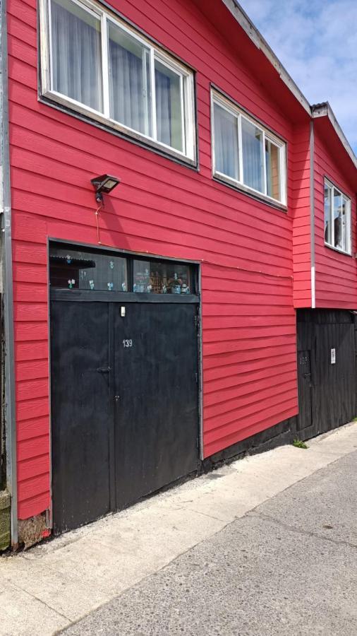 "Mi Hostal Tu Casa" Hostal Familiar Solo Empresas, Turistas Y Viajeros Espacio Para Bicicletas Y Motos Puerto Montt Exterior foto